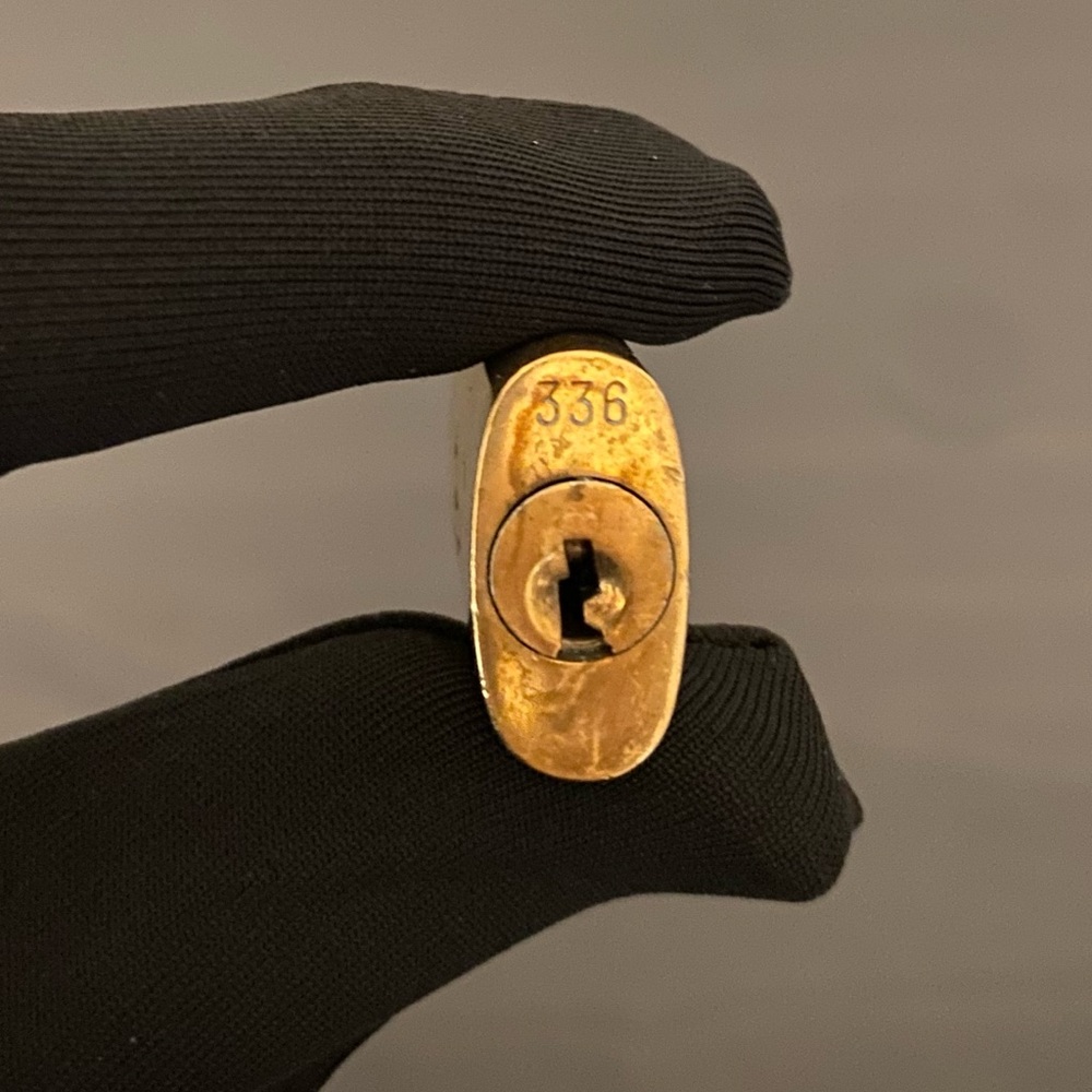 #336 Louis Vuitton LV Lock & Key - Picture 6 of 6